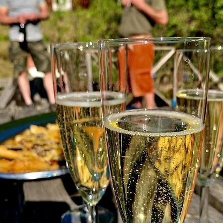 Skogsbrynet B&B, Bredsjoe Nya Herrgard Hällefors المظهر الخارجي الصورة