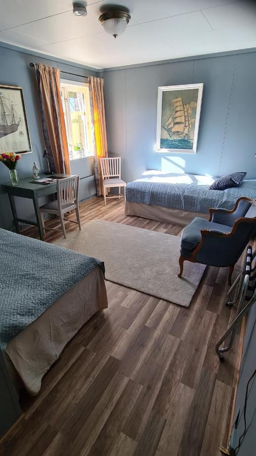 Skogsbrynet B&B, Bredsjoe Nya Herrgard Hällefors المظهر الخارجي الصورة