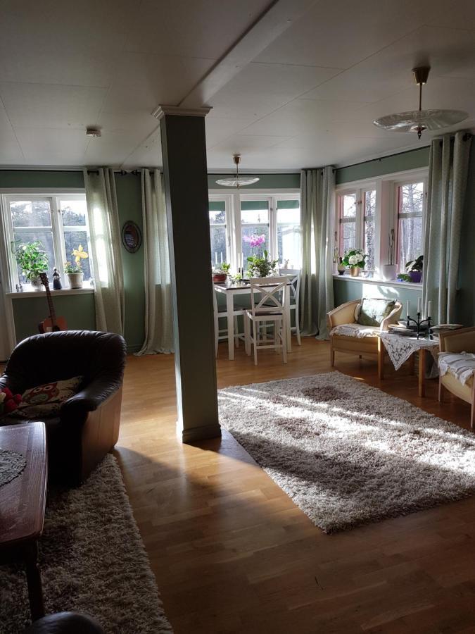 Skogsbrynet B&B, Bredsjoe Nya Herrgard Hällefors المظهر الخارجي الصورة